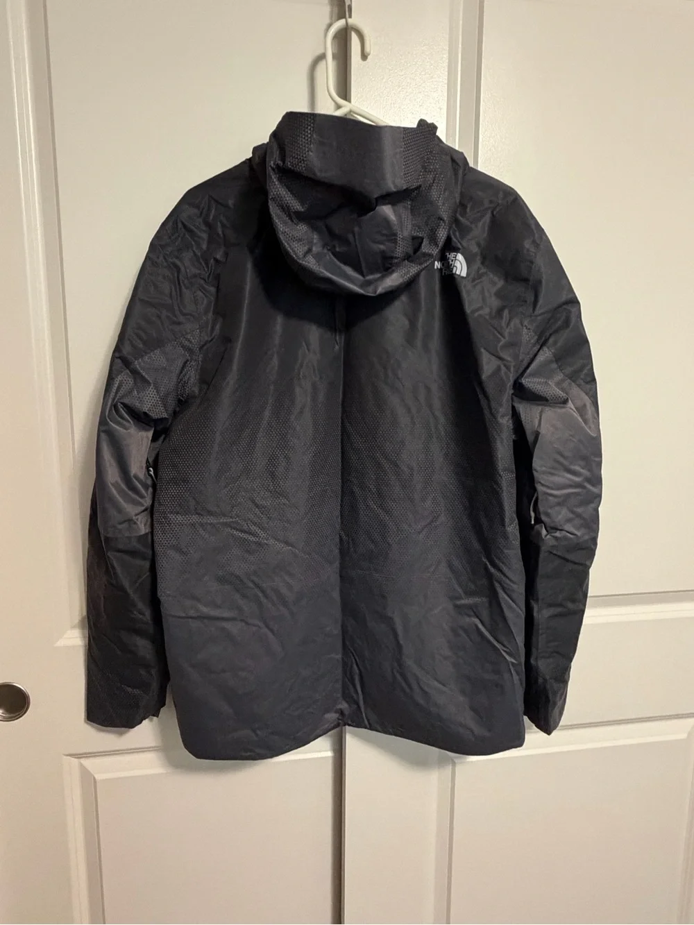 The North Face FuseForm Matrix insinuated jacket